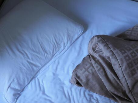 寝てる時に痒くなるのは何故？痒くて眠れない時のための対処法